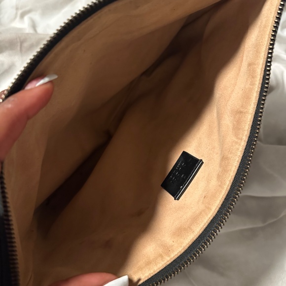 Gucci Pouch - Picture 5 of 5
